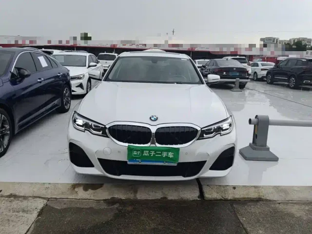 BMW 3 Series — Фото автомобиля 2