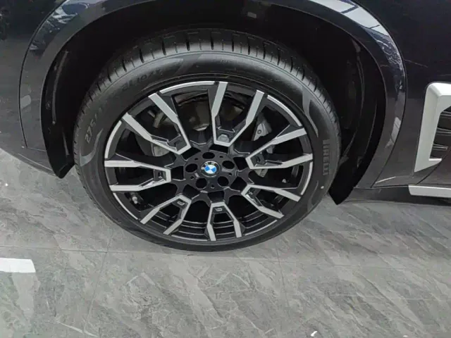 BMW X5 — Фото автомобиля 22