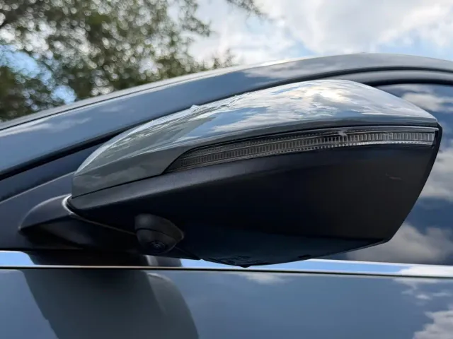 Hyundai Elantra — Фото автомобиля 9