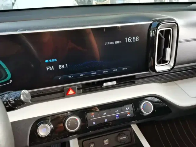 Hyundai ix35 — Фото автомобиля 12