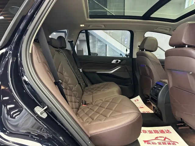 BMW X5 — Фото автомобиля 13