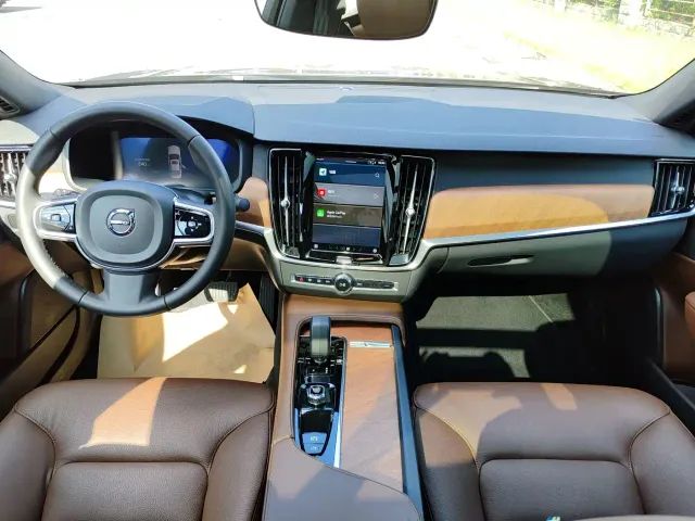 Volvo S90 — Фото автомобиля 10