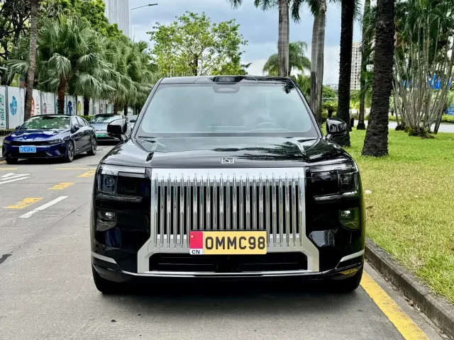 ZEEKR Zeekr 9X 2025 Standard Edition — Фото автомобиля 2