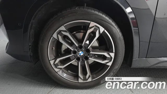 BMW X1 — Фото автомобиля 3