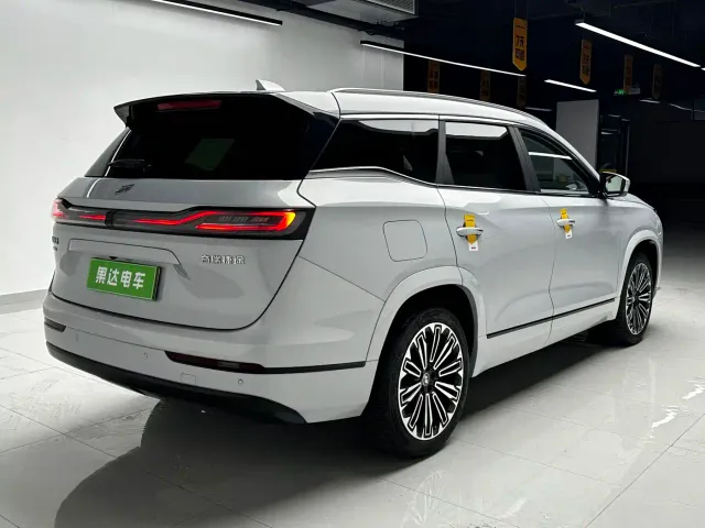 Jetour Shanhai L9 — Фото автомобиля 4