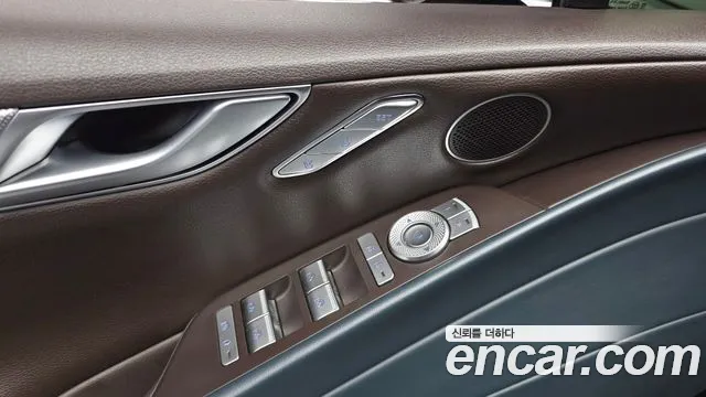 Genesis G80 Бензин 2.5 турбо AWD — Фото автомобиля 8