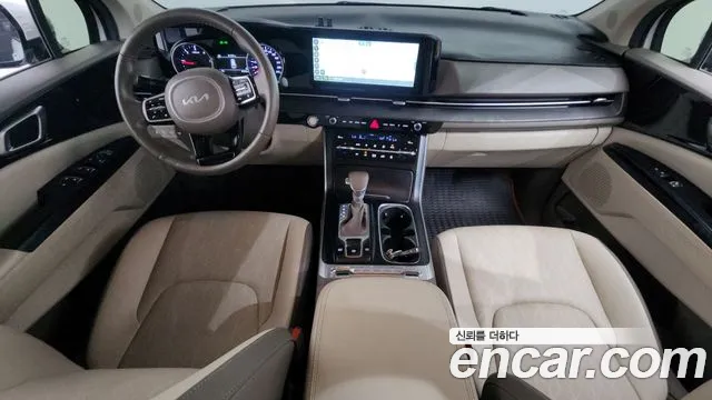 Kia Carnival Generation 4 — Фото автомобиля 10