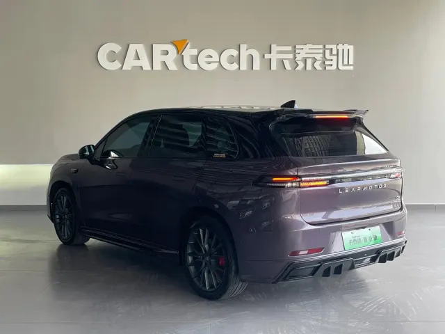 Leapmotor C10 — Фото автомобиля 6