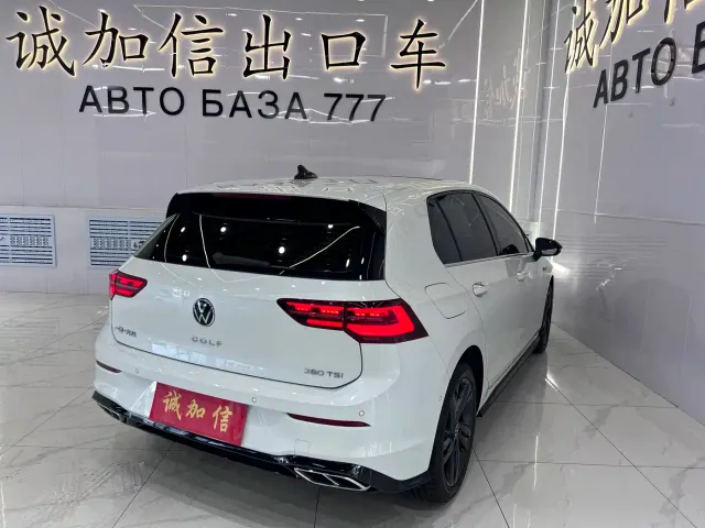 Volkswagen Golf — Фото автомобиля 4