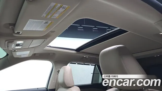 Ford Explorer — Фото автомобиля 19