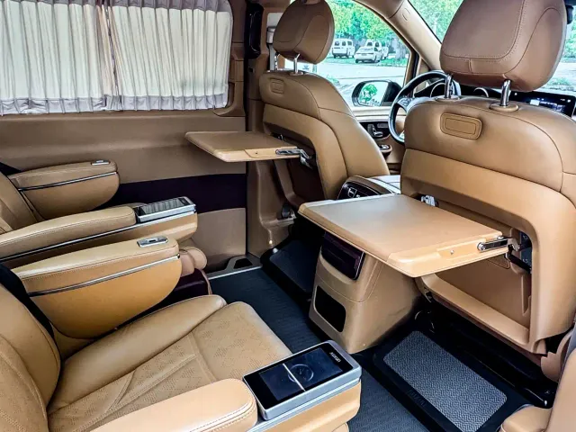 Mercedes-Benz V-Class — Фото автомобиля 14