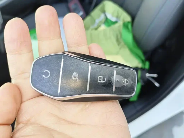 BYD Song L DM-i — Фото автомобиля 8
