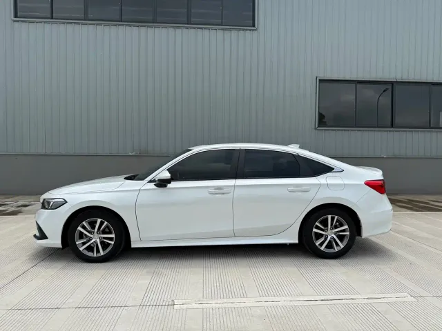Honda Civic — Фото автомобиля 4
