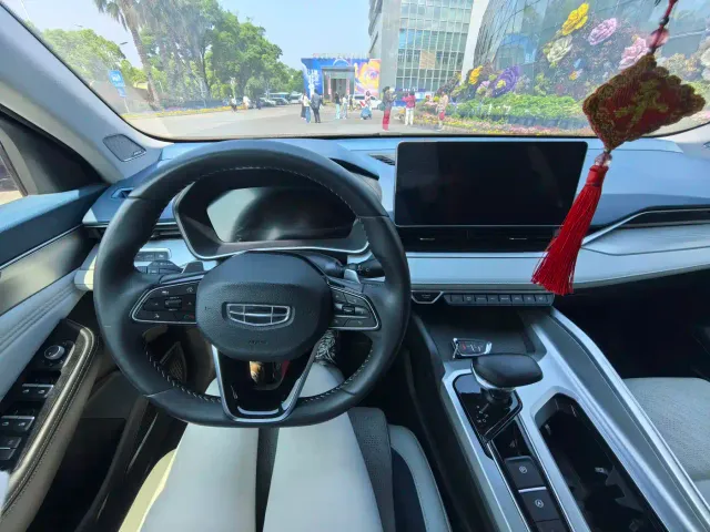 Geely Xingrui — Фото автомобиля 7