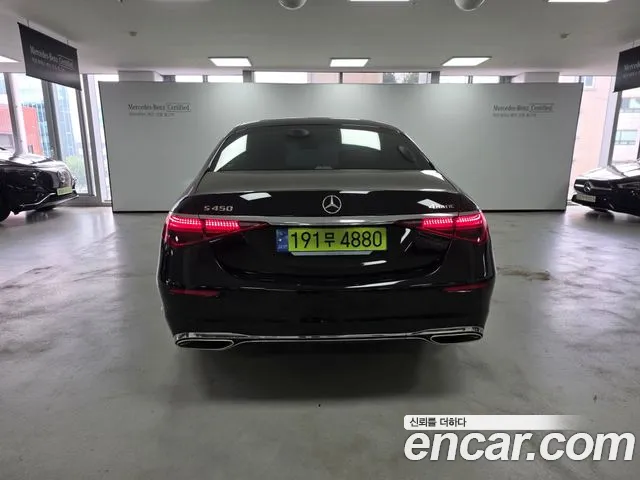 Mercedes-Benz S-Class — Фото автомобиля 4