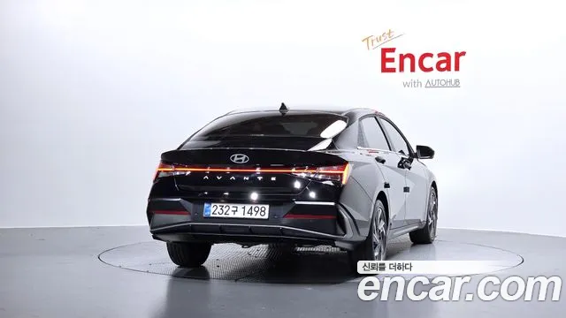 Hyundai AVANTE — Фото автомобиля 4