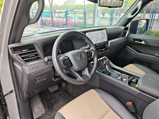 Lexus GX — Фото автомобиля 9