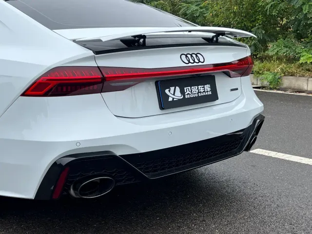 Audi A7 — Фото автомобиля 9