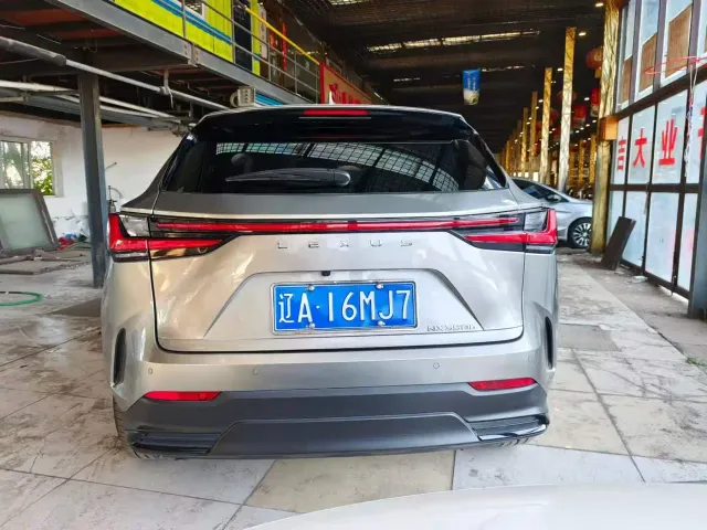 Lexus NX — Фото автомобиля 5