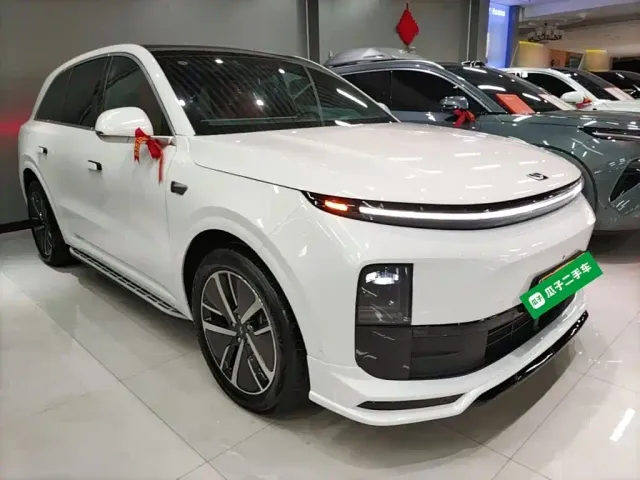 Li Auto L6 — Фото автомобиля 3