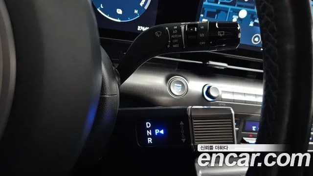Hyundai Kona — Фото автомобиля 12