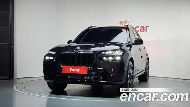 BMW X7 — Фото автомобиля 3