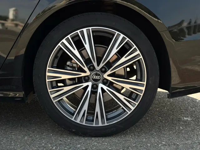 Audi Audi A6L 2022 40 TFSI Luxury Dynamic — Фото автомобиля 20