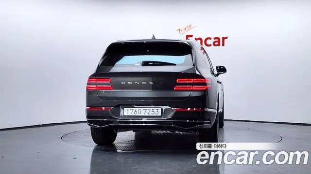 Genesis GV80 — Фото автомобиля 4