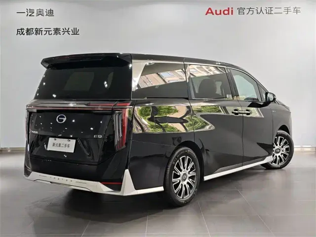 GAC Trumpchi E9 — Фото автомобиля 4