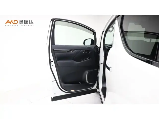 Toyota Vellfire — Фото автомобиля 11