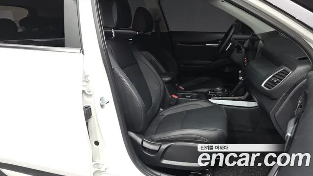 Kia Seltos Бензин 1.6 турбо 2WD — Фото автомобиля 9