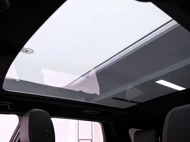 Land Rover Discovery Sport — Фото автомобиля 11