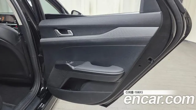 Kia K5 Новый K5 3 поколение 2.0 LPi(Для проката) — Фото автомобиля 23