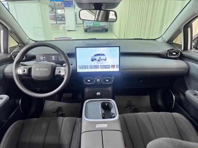 GAC Aion UT — Фото автомобиля 7