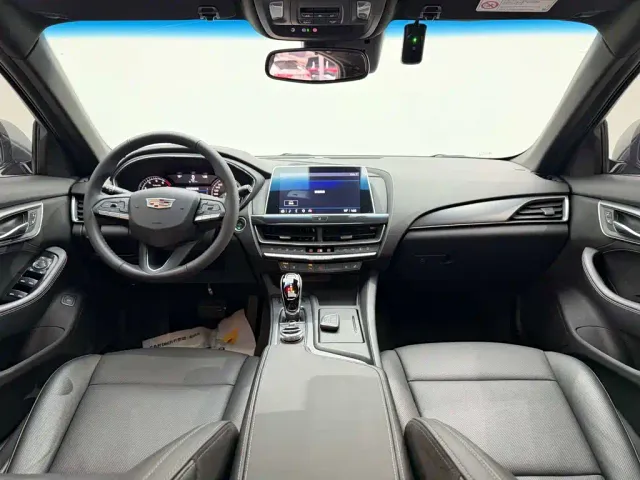 Cadillac CT5 — Фото автомобиля 13