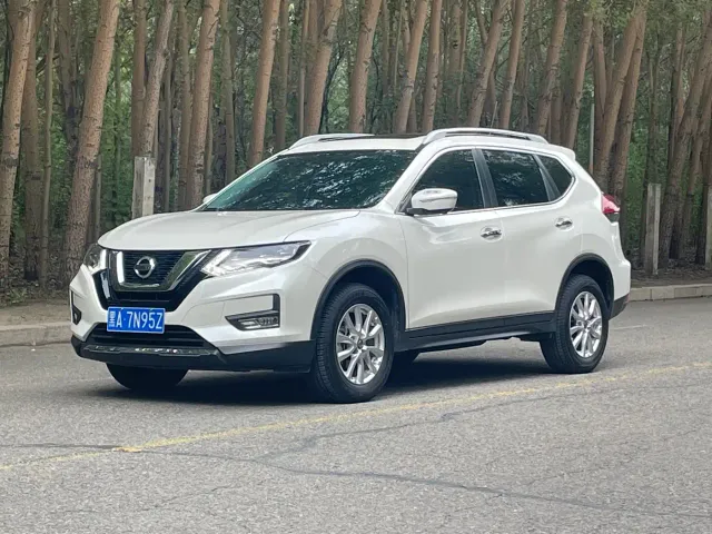 Фотография автомобиля — Nissan X-Trail