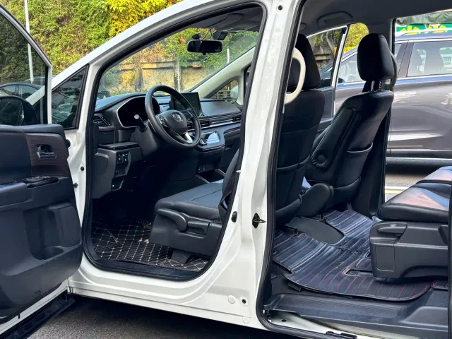 Honda Odyssey — Фото автомобиля 4