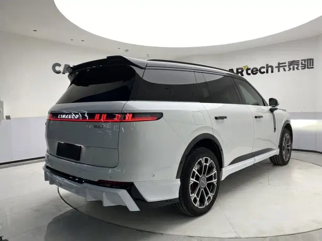 Lynk & Co 900 — Фото автомобиля 5