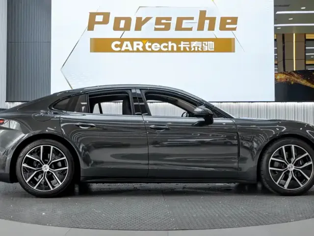 Porsche Panamera — Фото автомобиля 4