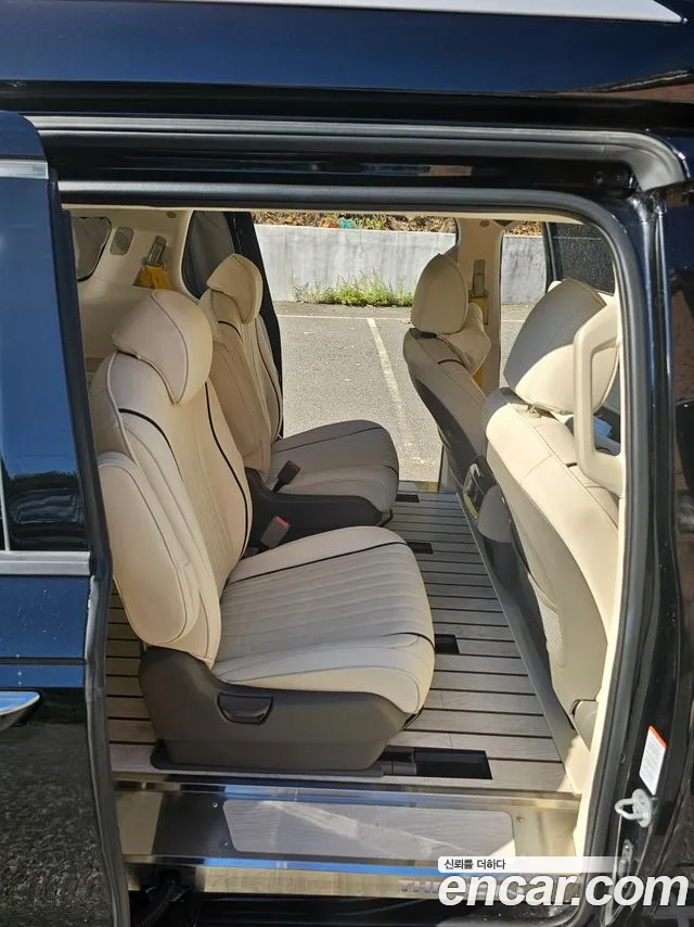 Kia Carnival 4th Gen — Фото автомобиля 16