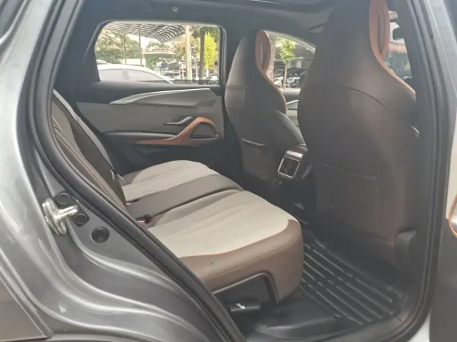 BYD Song Pro — Фото автомобиля 5