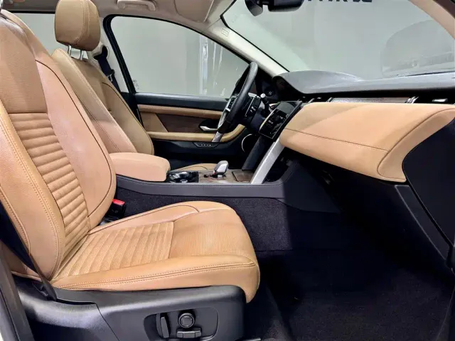 Land Rover Discovery Sport — Фото автомобиля 19