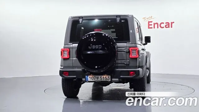 Jeep Wrangler Wrangler (JL) 2.0 Overland 4 двери — Фото автомобиля 4