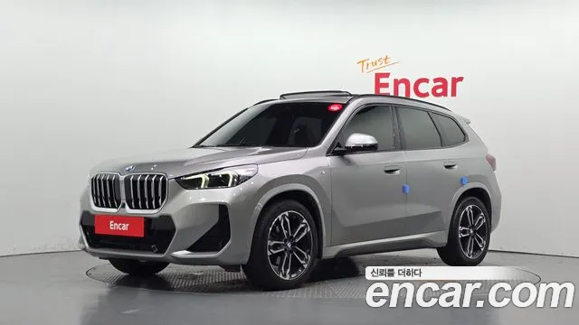 Фотография автомобиля — BMW X1 U11
