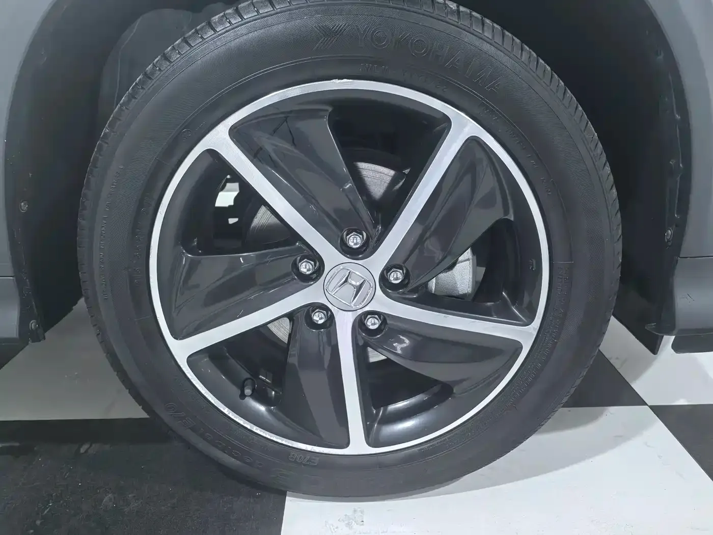 Honda Vezel 2020 1.5L CVT Pioneer — Фото автомобиля 8