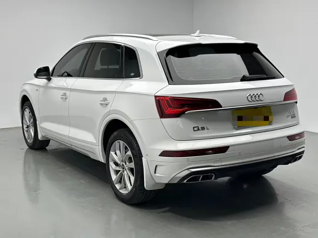 Audi Q5L — Фото автомобиля 7