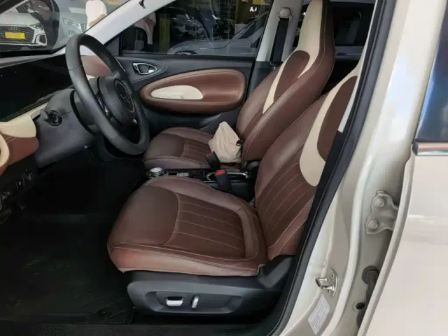 Wuling Bingo — Фото автомобиля 14