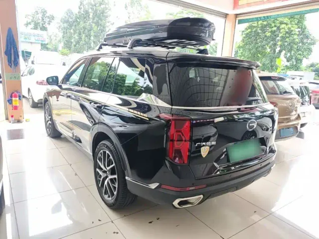 GAC Trumpchi GS8 — Фото автомобиля 4