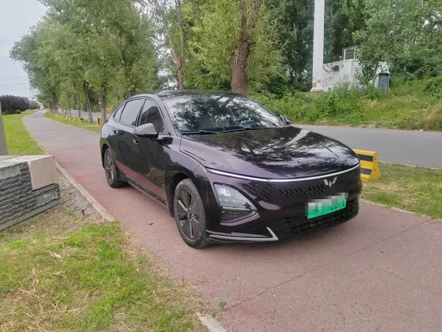 Wuling Starlight — Фото автомобиля 2
