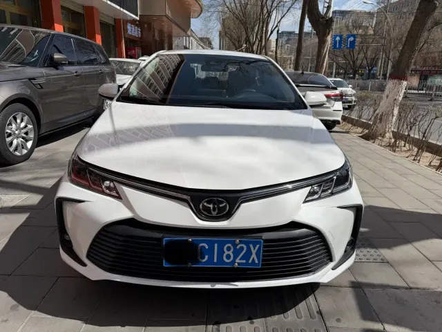 Toyota Corolla — Фото автомобиля 2